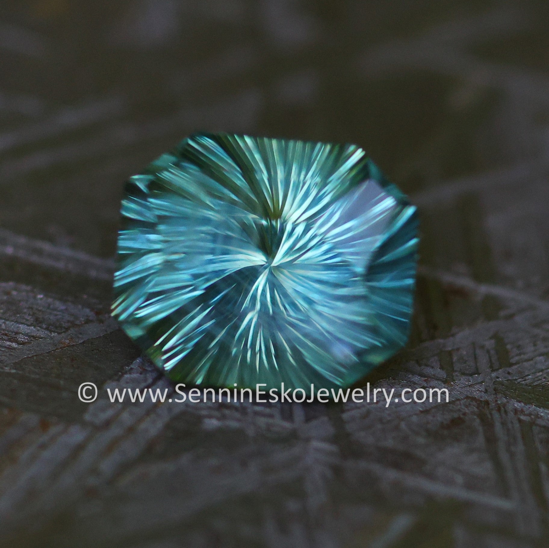 ピエタオカリナソプラノ2G EXcellentグラデーション 2.5 Carat Bluish Green Montana Sapphire Octagon - 8.4x7.1mm