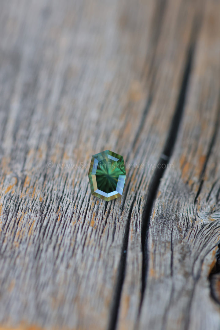 1.4 Carat Gothic Green Sapphire Octagon - 8x5.9mm - Esko Universe Cut ™