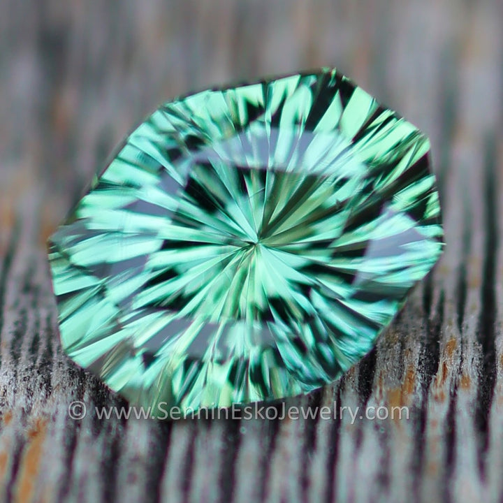 1 Carat Spring Green Sapphire Octagon - 7x5.4mm - Esko Universe Cut ™
