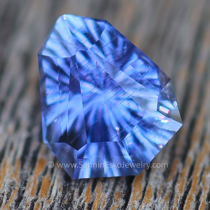 1.2 Carat Indigo Sapphire Arrowhead - 7.2x5.8mm - Esko Universe Cut ™