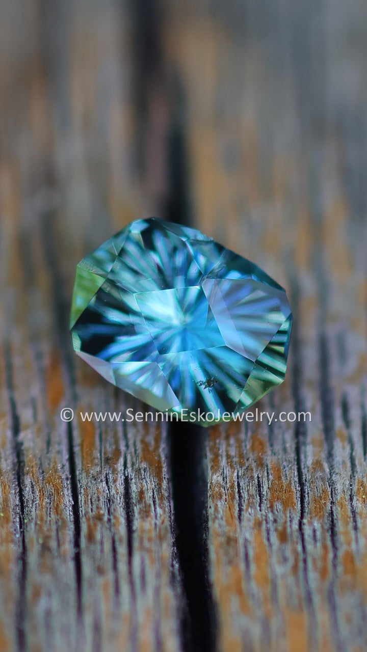 1 Carat Blue/Green Sapphire Hexagonal Cushion - 6.8x5mm - Esko Universe Cut ™