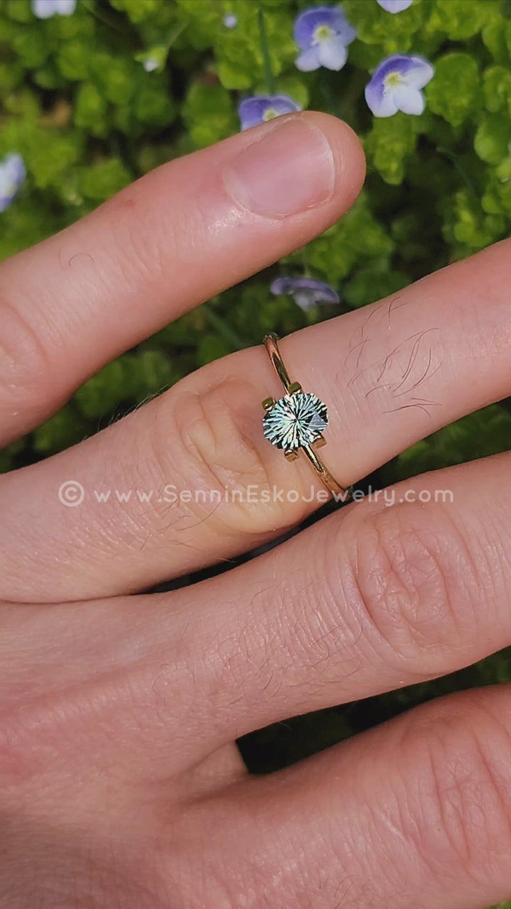 1 Carat Spring Green Sapphire Octagon - 7x5.4mm - Esko Universe Cut ™