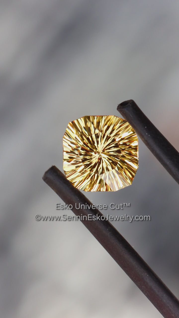 1.7 Carat Golden Topaz Square Cushion - 6.9x8mm - Esko Universe Cut ™