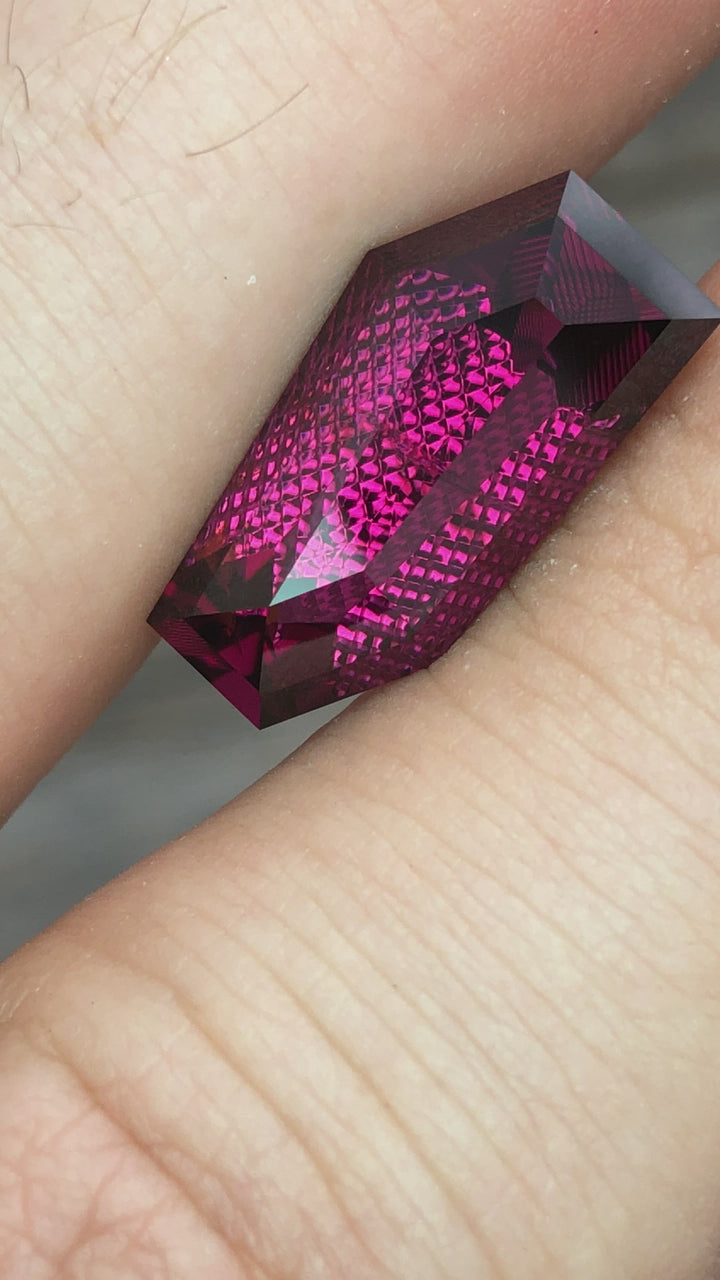 10.8 Carat Umbalite Garnet - Fantasy Cut