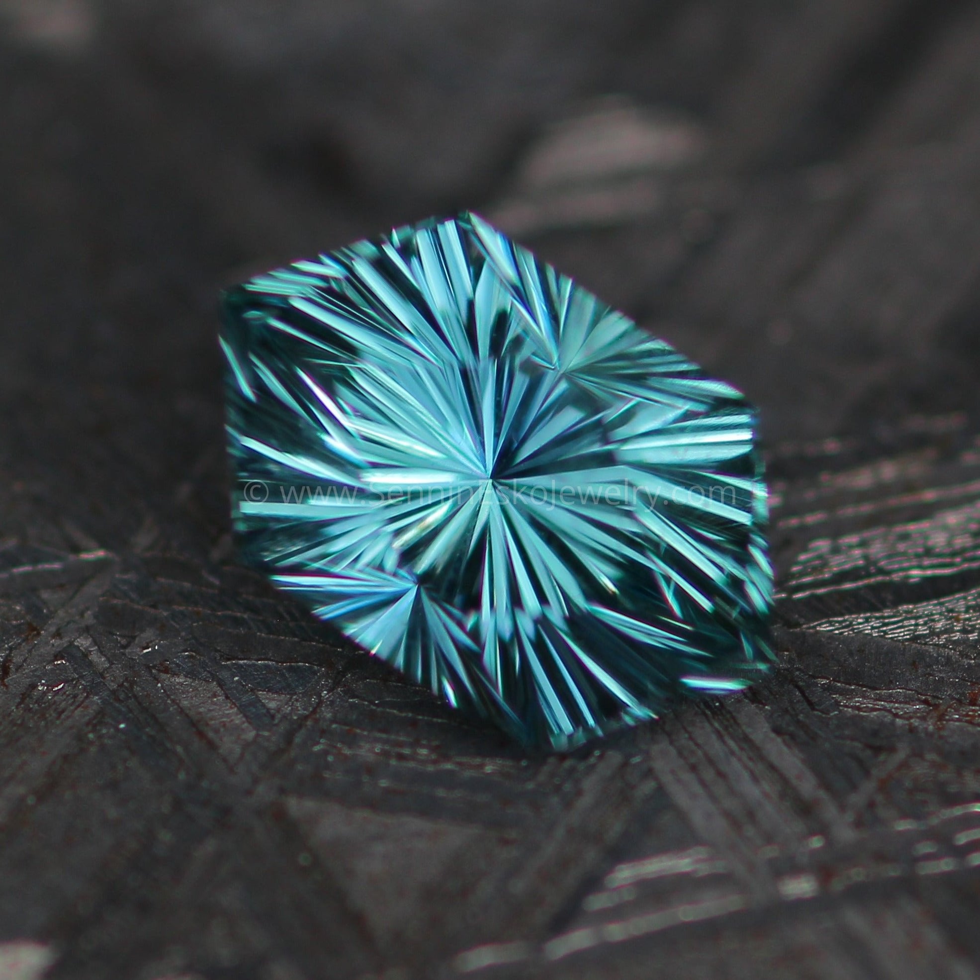 神聖ハート型ターコイズ Sacred Power Stone Turquoise 4DC4EC85-C43E-4D0C-A821-