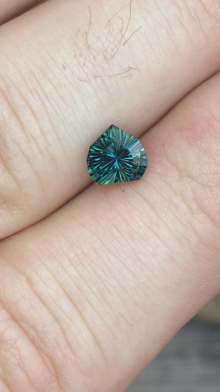 Fantasy Cut Teal Sapphire - Heart Cut Sapphire - 1.2 carats 6.1x6.2mm