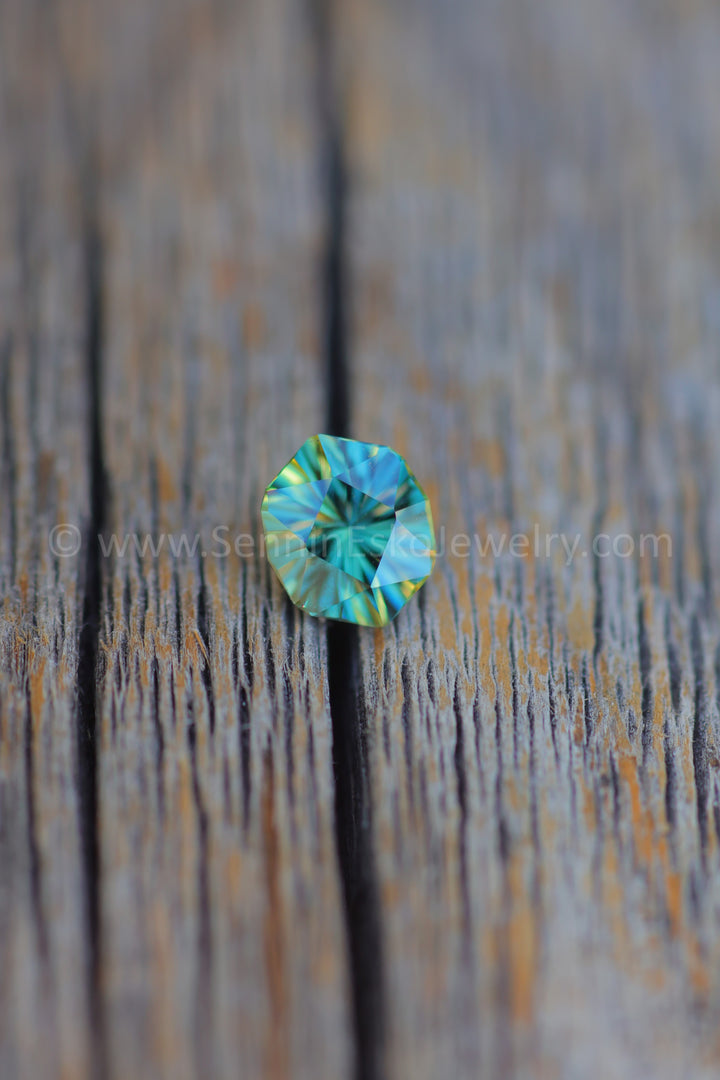 0.9 Carat Green/Yellow Sapphire Hexagonal Cushion -  6.4x5.4mm - Galaxy Cut