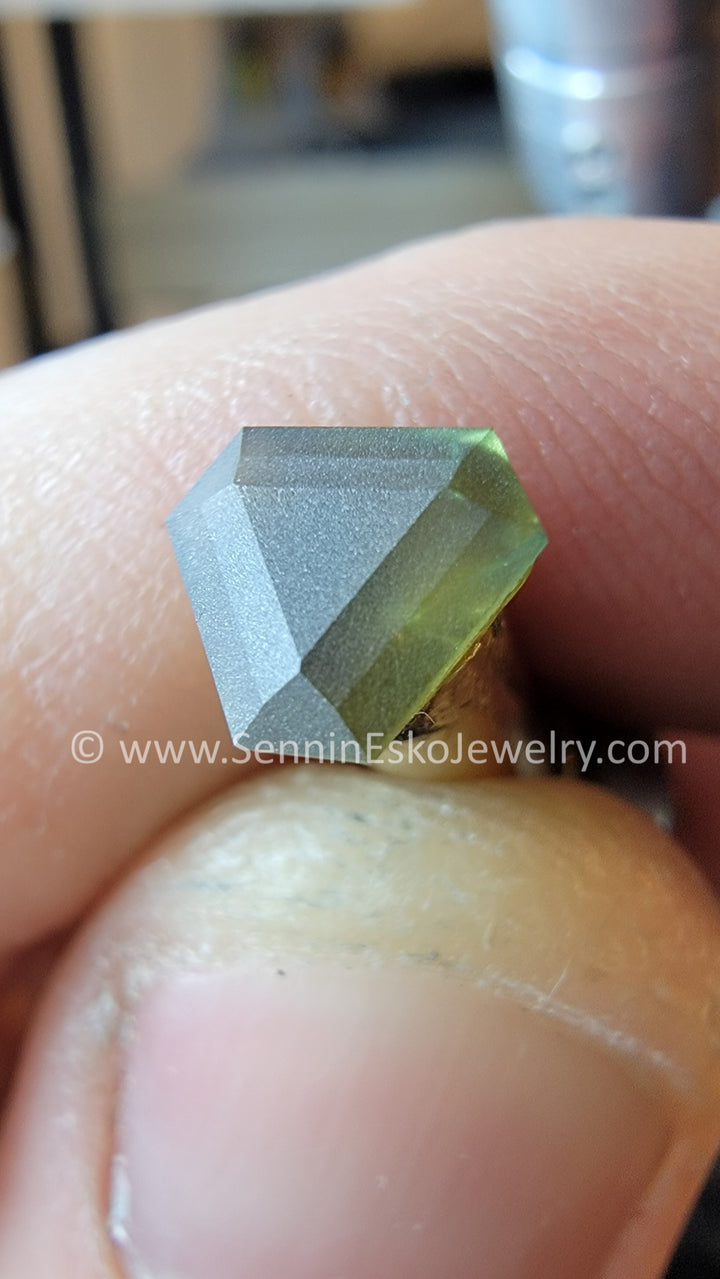 1.5 Carat Yellow/Green Sapphire Triangle - 6.5x7.4mm - Galaxy Cut