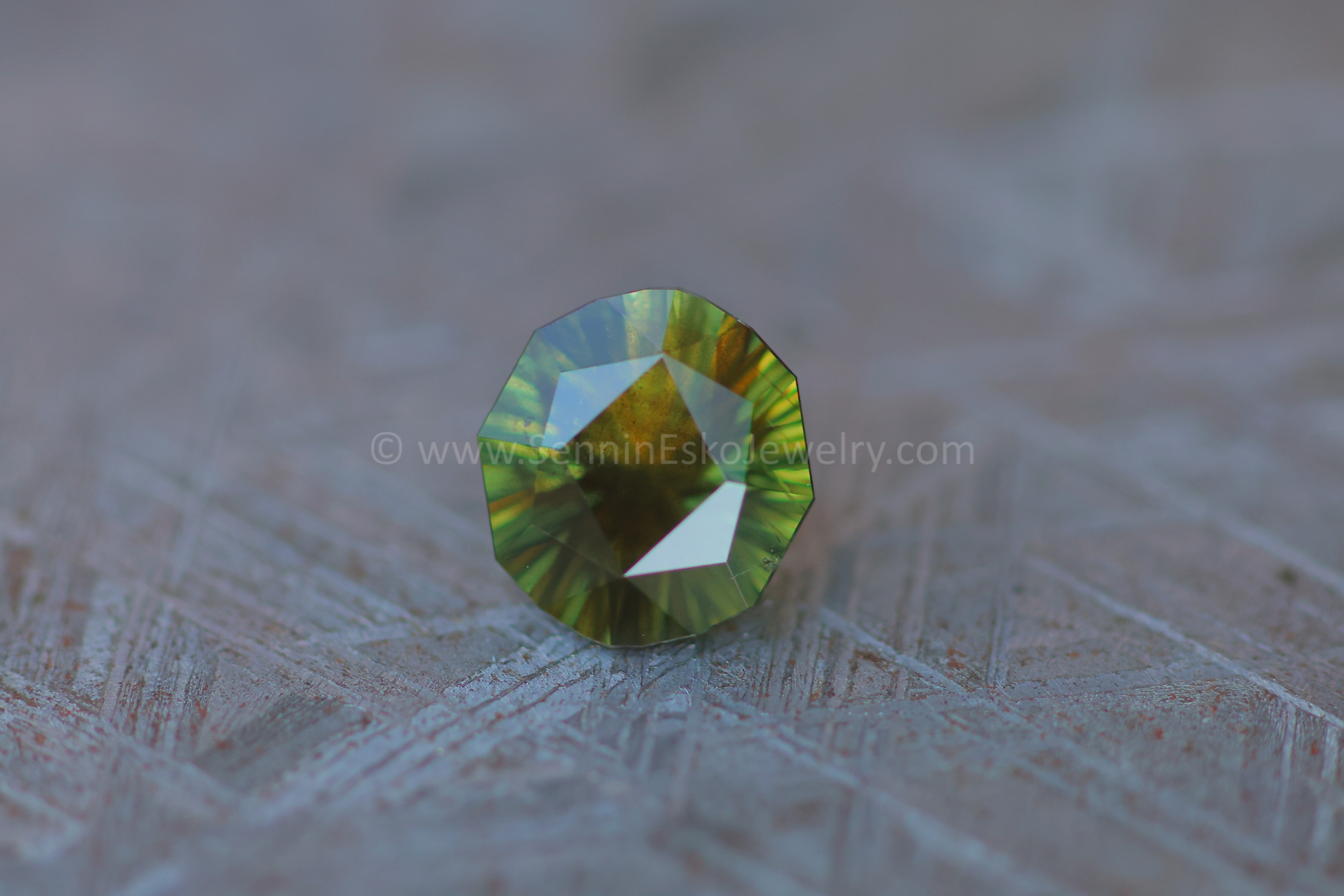 天然石Gemstone Lapis lazuli × White Shell × Crystal Pear shape Carving Item No