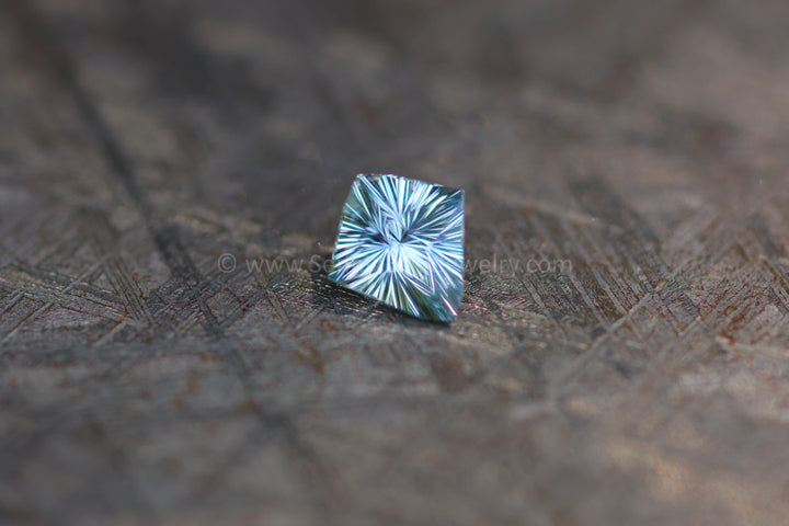 Liste personnalisée - Cerf-volant saphir bleu argenté 1,3 carat - Plan de paiement 8,1 x 7,4 mm