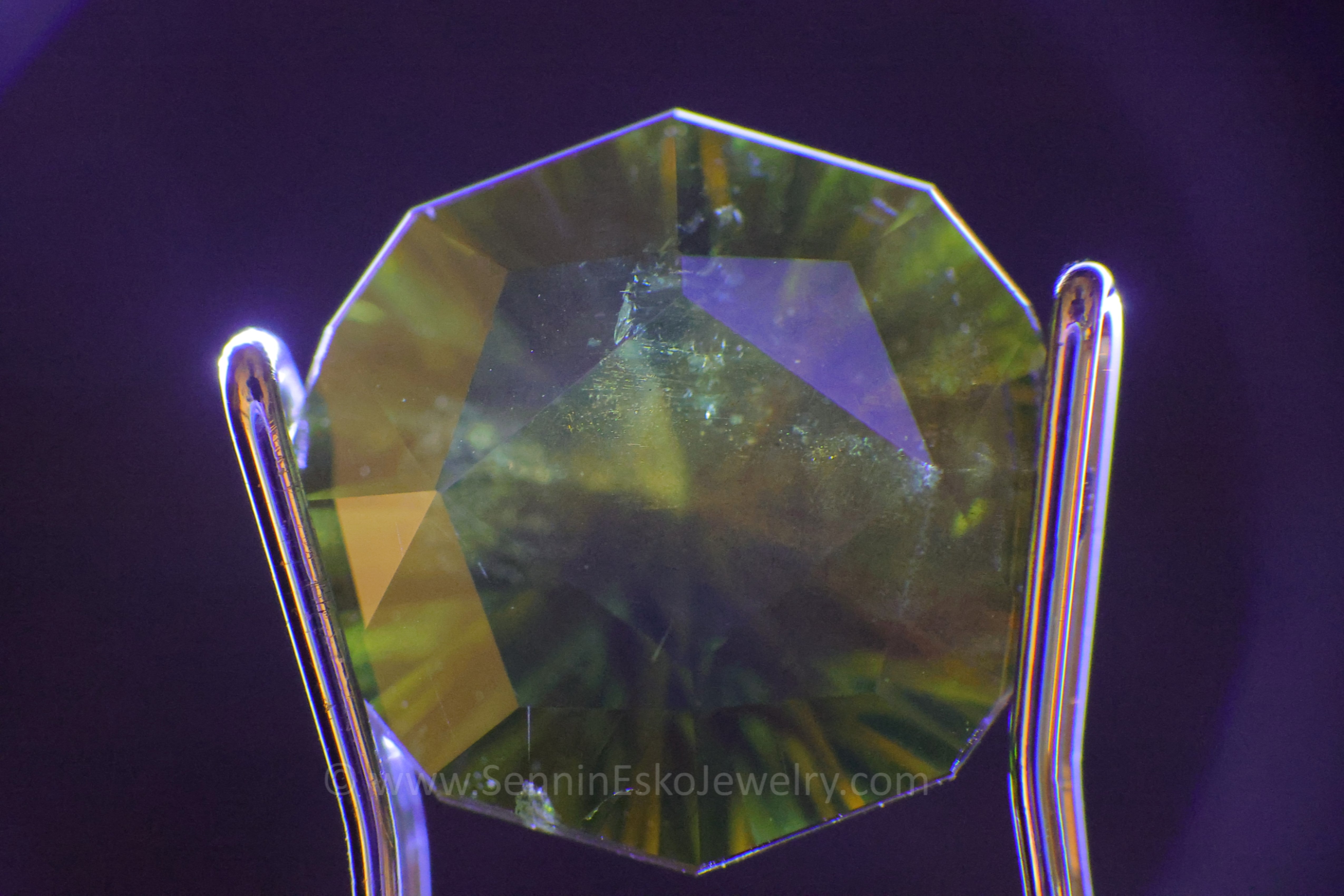 2.8 Carat Hazel Sapphire Oval - 9.2x8.6mm – Sennin Esko Jewelry