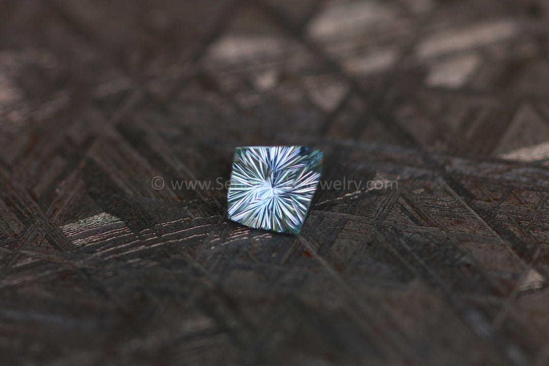 Liste personnalisée - Cerf-volant saphir bleu argenté 1,3 carat - Plan de paiement 8,1 x 7,4 mm