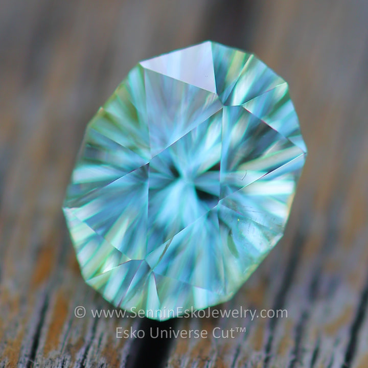 1.8 Carat Mint Garnet Oval - 8.3x6.4mm - Esko Universe Cut ™