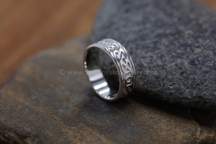 READY TO SHIP Wide Celtic Knot Ring, Var 2, Size 10