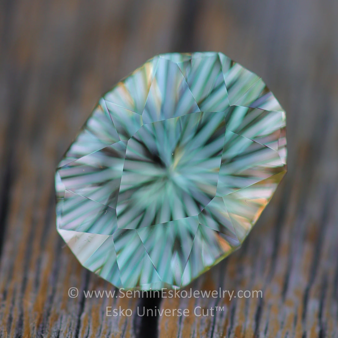 4.9 Carat Green/Yellow Oregon Sunstone Oval Cushion - 12.6x10mm - Esko Universe Cut ™