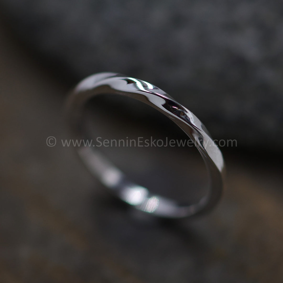 Skinny Mobius Stacking Ring