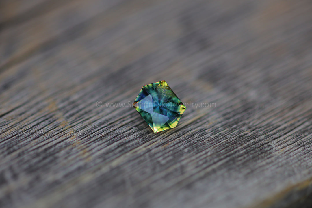 1.1 Carat Blue/Yellow Sapphire Hexagon -  6.9x5.3mm - Galaxy Cut