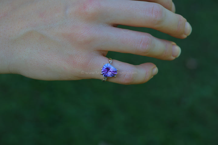 Collet Setting with Milgrain Edge and Accent Diamonds - Depicted with a Purple Tanzanite (Setting Only, Center Stone Sold Separately)