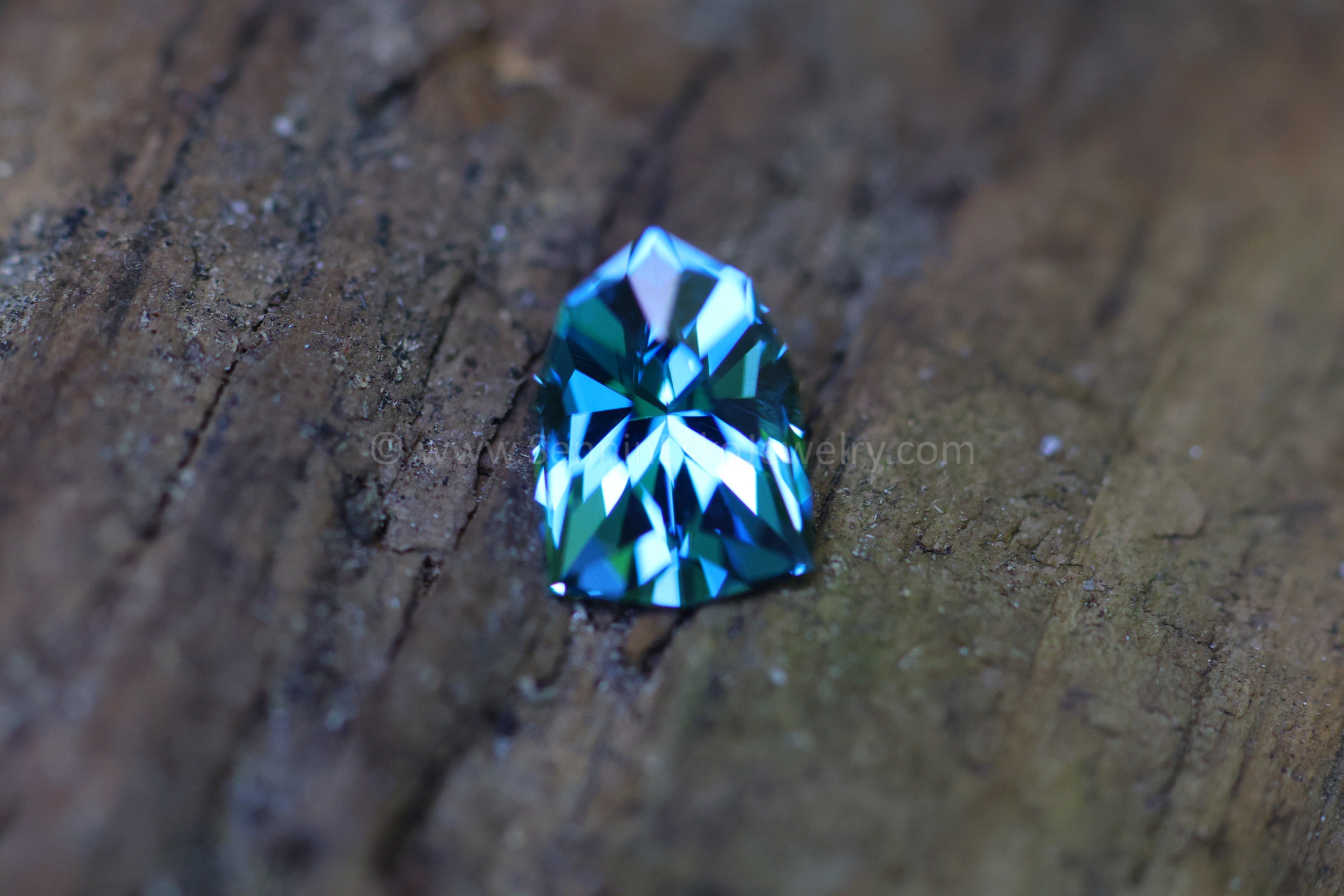 4 Carat London Blue Topaz Shield - 11.2x7.9mm – Sennin Esko Jewelry