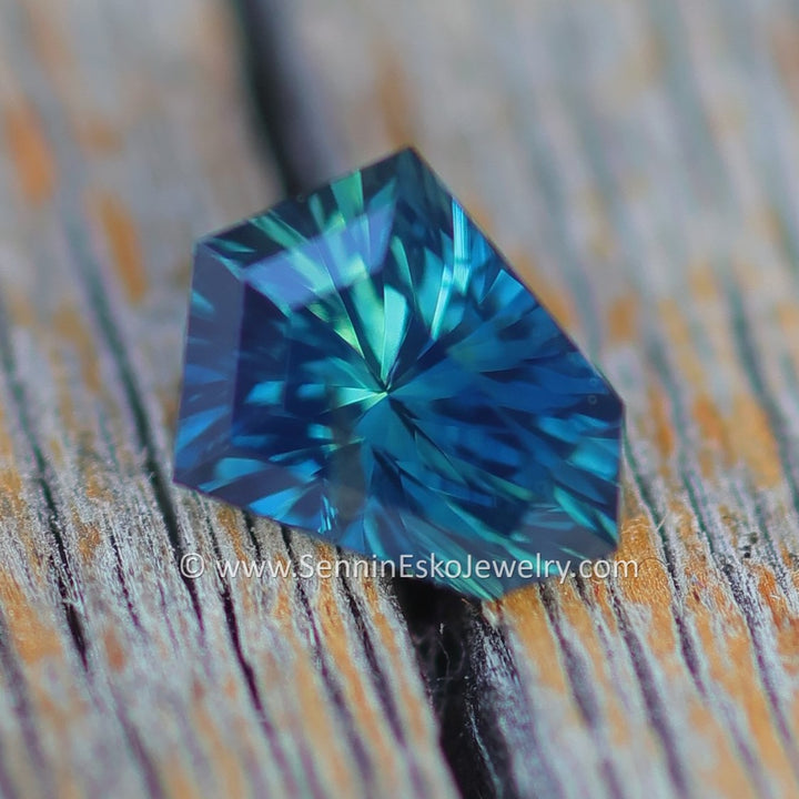 1 Carat Deep Blue/Green Sapphire Kite - 7.2 x 5.6mm - Esko Universe Cut ™