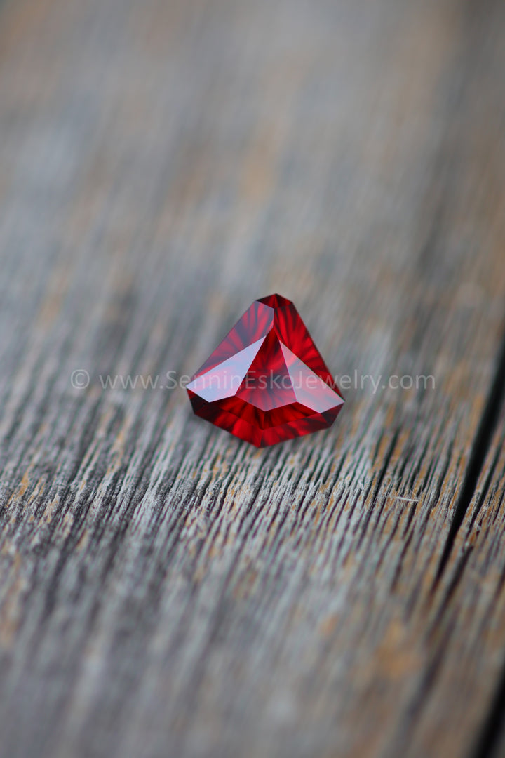 4.9 Carat Rhodolite Garnet Kite -10.9x11.2mm - Esko Universe Cut ™