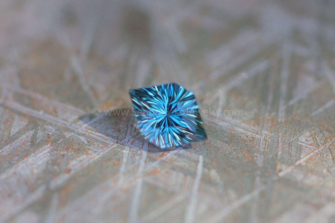 1.5ct Blue/Green & Gray Umba Sapphire Hexagon - 8.3x5.7mm - Fantasy Cut