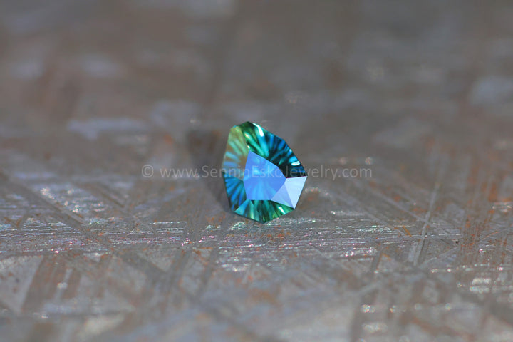 1.3ct Parti Green/Blue Sapphire Arrowhead - 7.2x6.1mm - Galaxy Cut