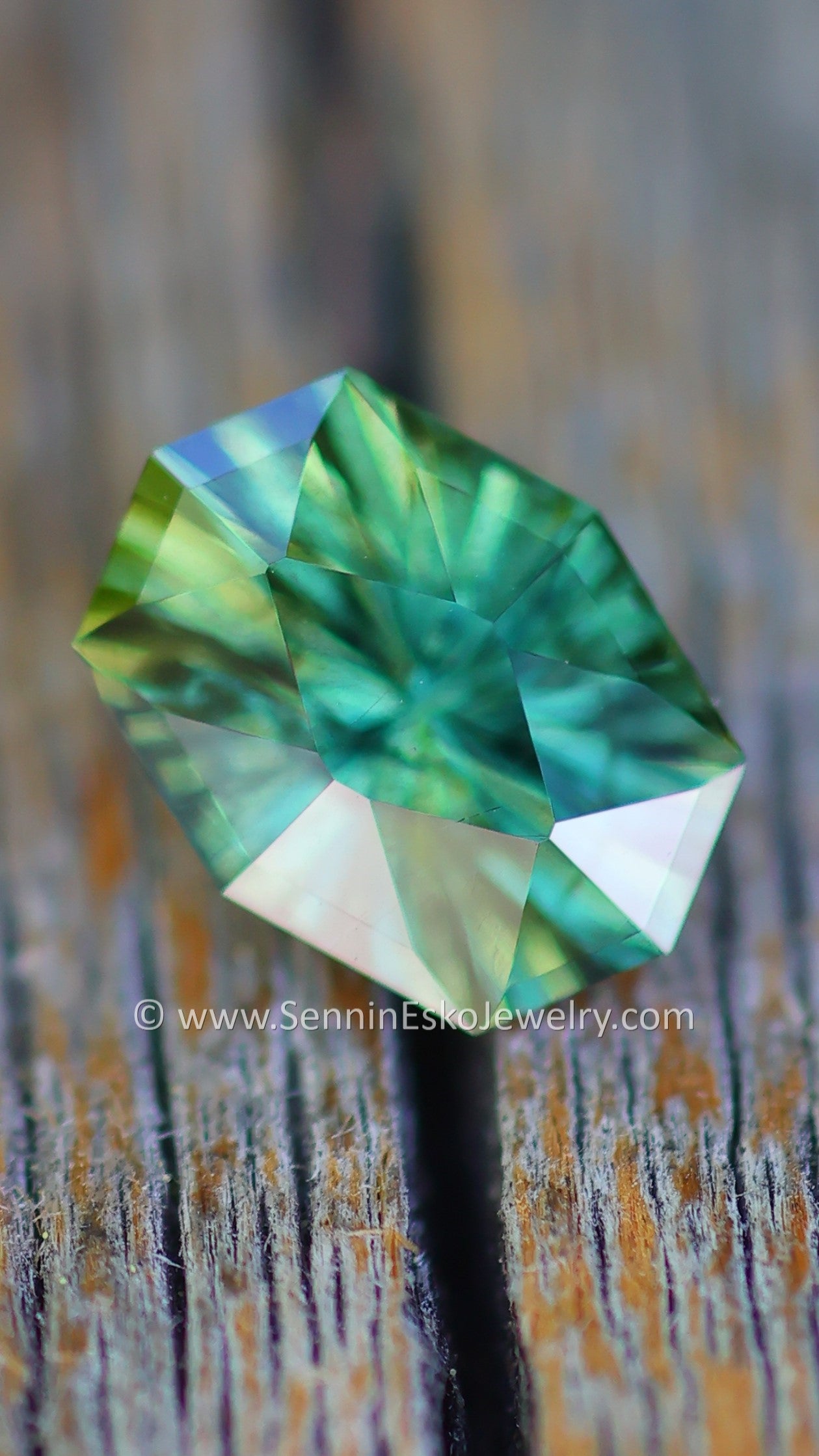 1.6 Carat Deep Green Sapphire Octagon - 8.1x6.1mm - Esko Universe
