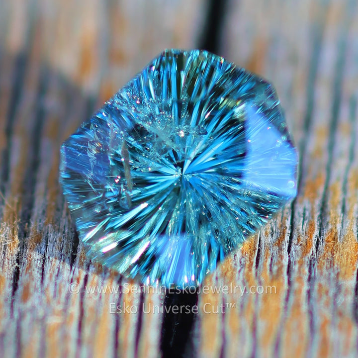 1.5 Carat Blue/Green Sapphire Hexagonal Cushion - 7.5x5.9mm - Esko Universe Cut ™