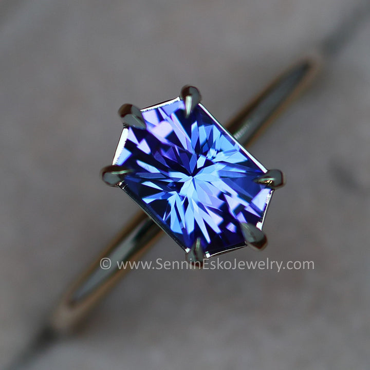 Blurple 6 prong claw set 18kt white gold tanzanite hexagon ring