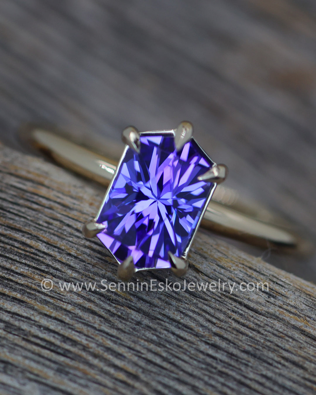 Blurple 6 prong claw set 18kt white gold tanzanite hexagon ring