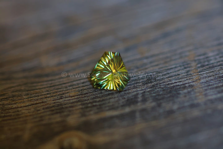 1.5 Carat Yellow/Green Sapphire Triangle - 6.5x7.4mm - Galaxy Cut