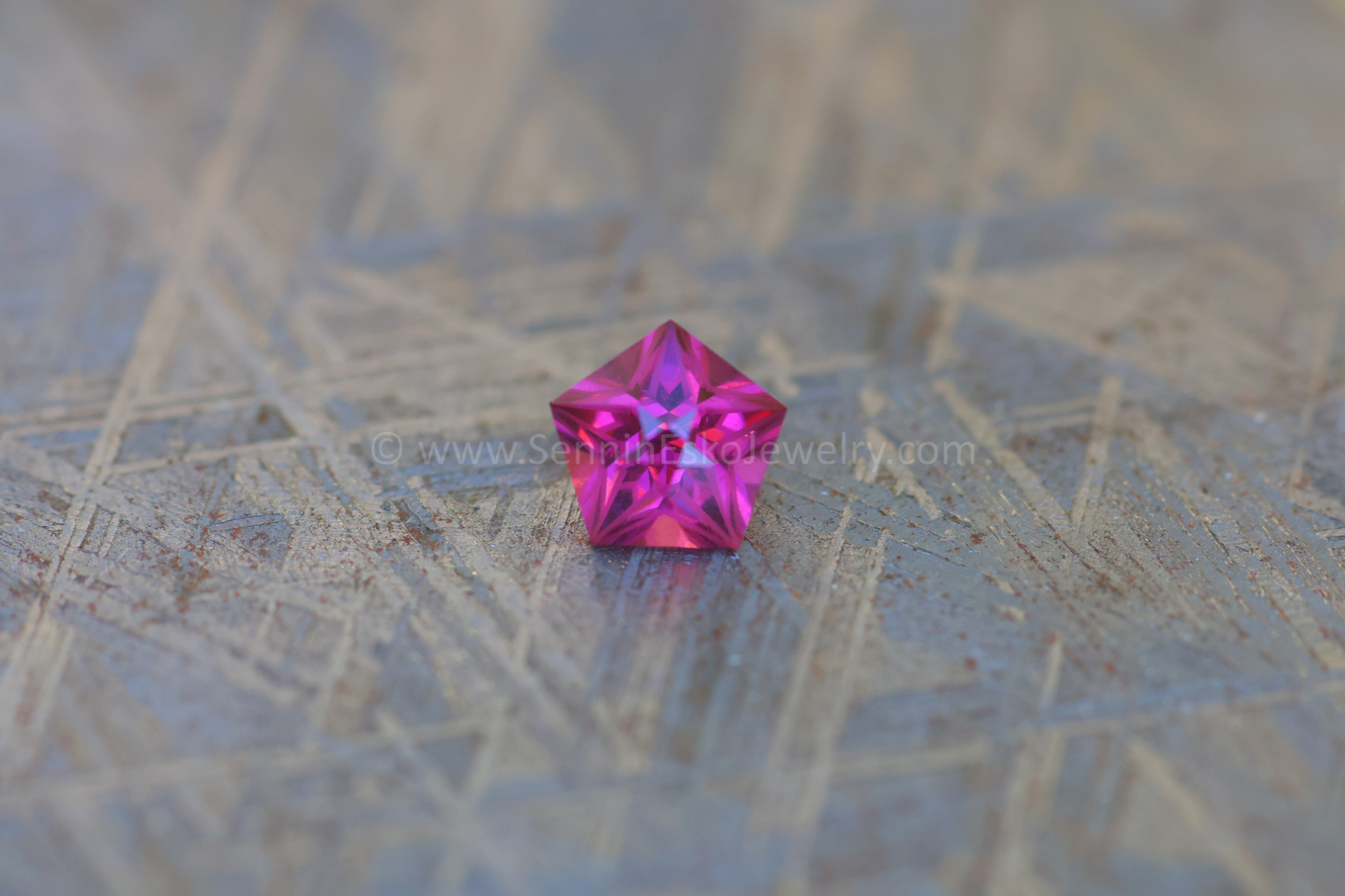0.95 carat Star Cut Purple Garnet - 5.8mm – Sennin Esko Jewelry