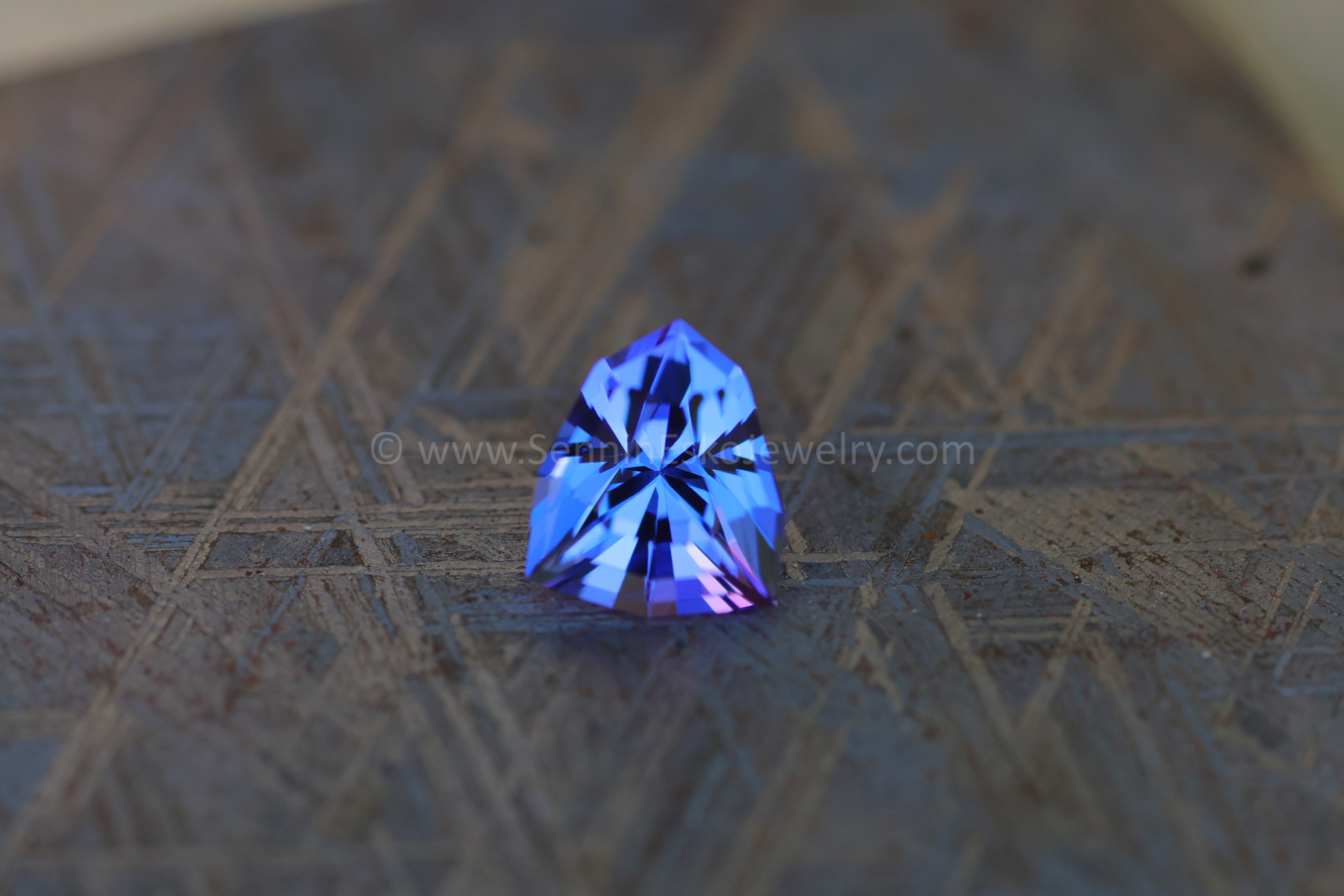 2.42 Carat Blue/Purple Tanzanite Shield - Precision Cut – Sennin