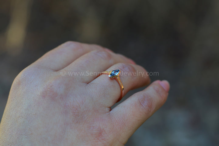 READY TO SHIP 0.44 Carat Blue Sapphire Rose Gold Bezel Ring - Size 6.5