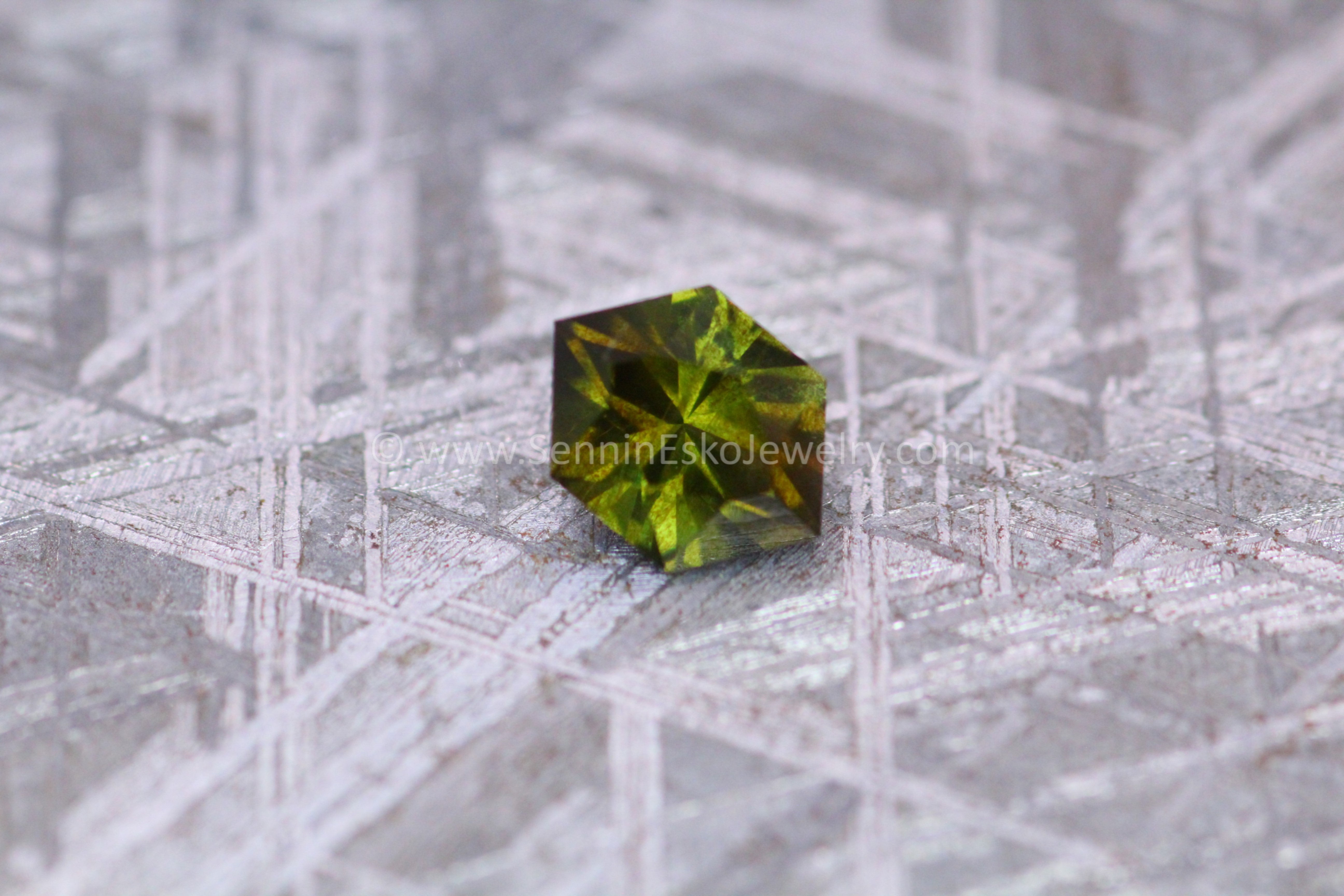 1.5 Carat Hazel Sapphire Hexagon - 7.8x5.8mm – Sennin Esko Jewelry