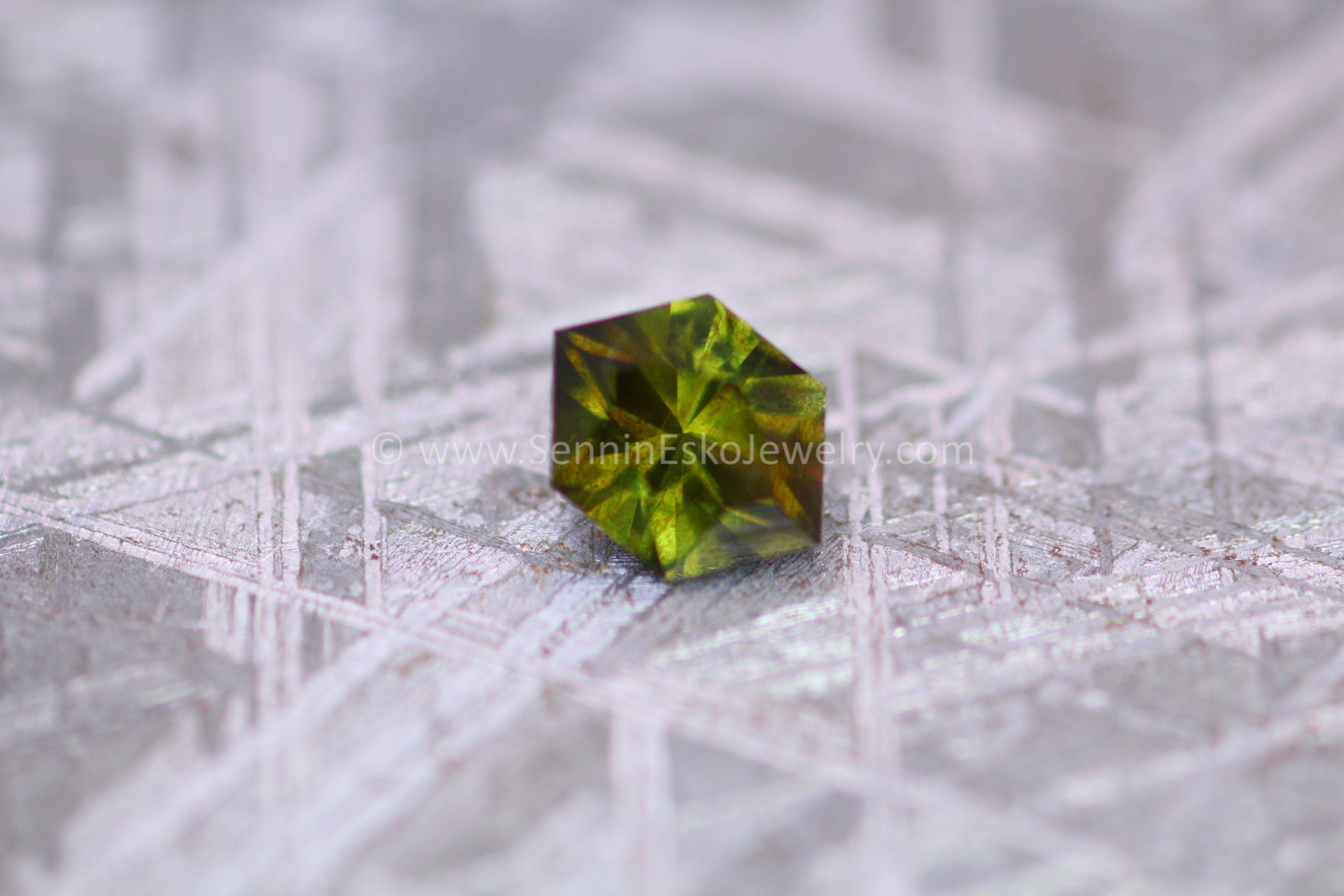 1.5 Carat Hazel Sapphire Hexagon - 7.8x5.8mm – Sennin Esko Jewelry