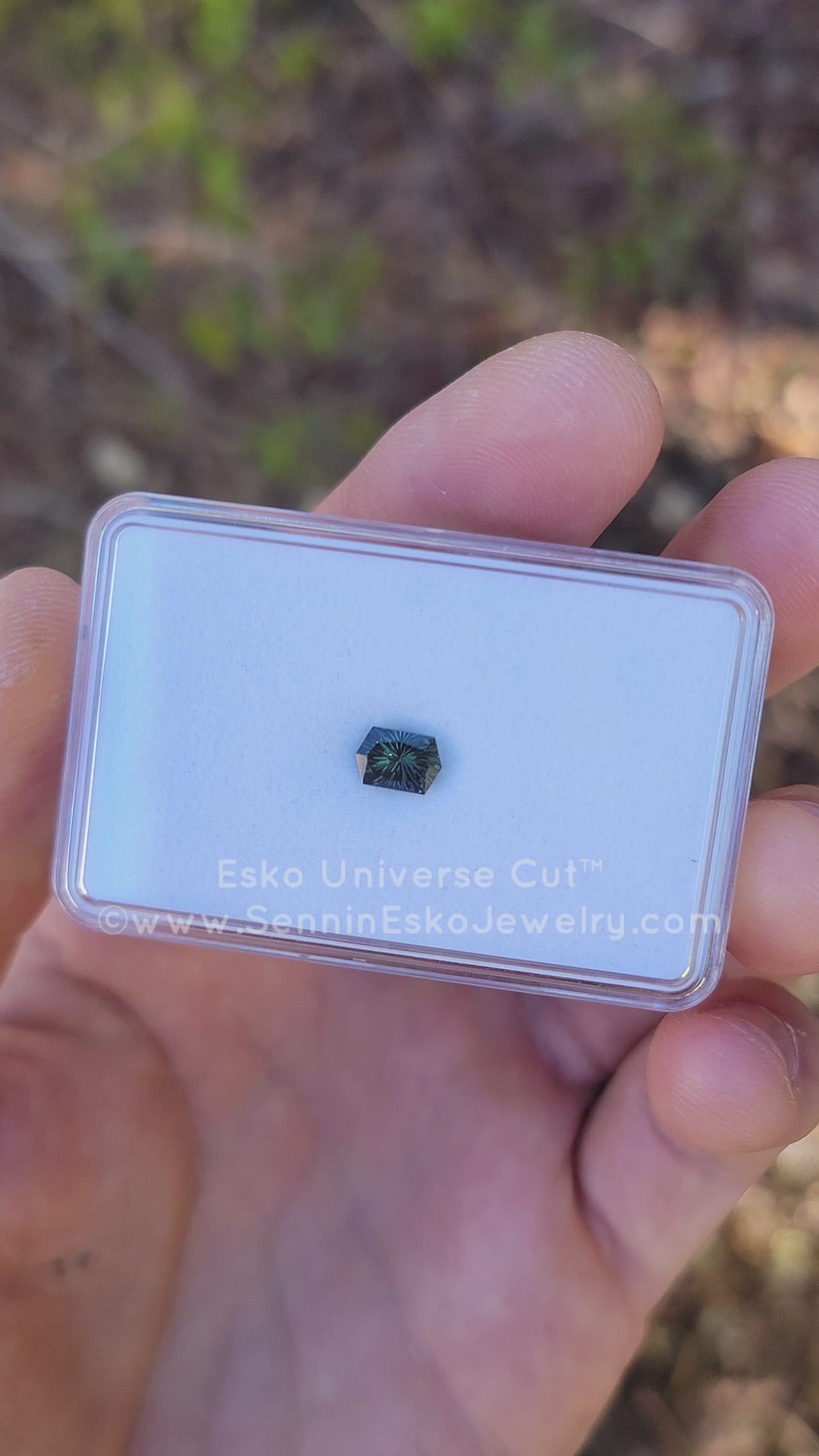 1.1 Carat Green Sapphire Hexagon - 7.2x4.9mm - Esko Universe Cut ™