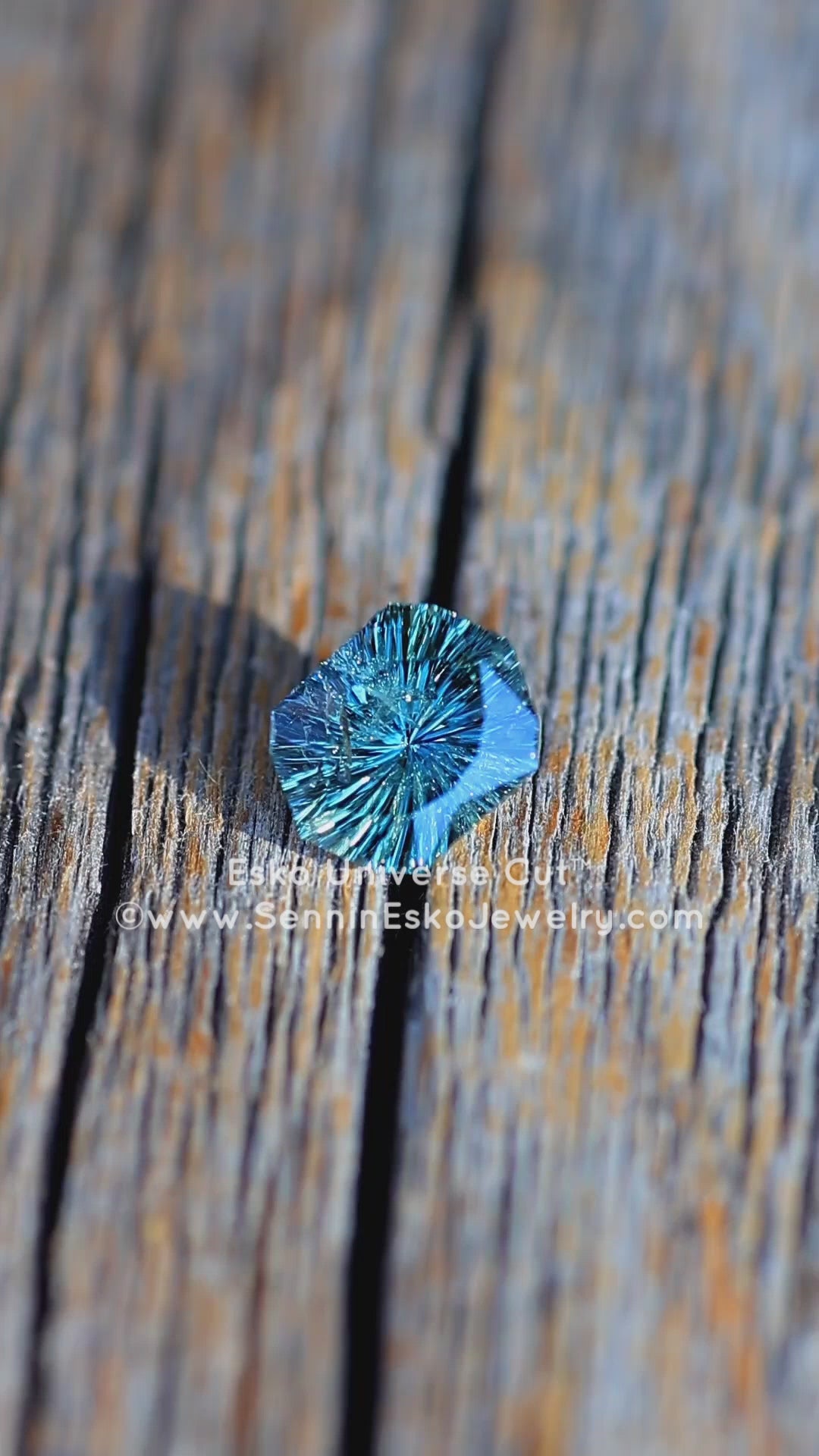 1.5 Carat Blue/Green Sapphire Hexagonal Cushion - 7.5x5.9mm - Esko Universe Cut ™