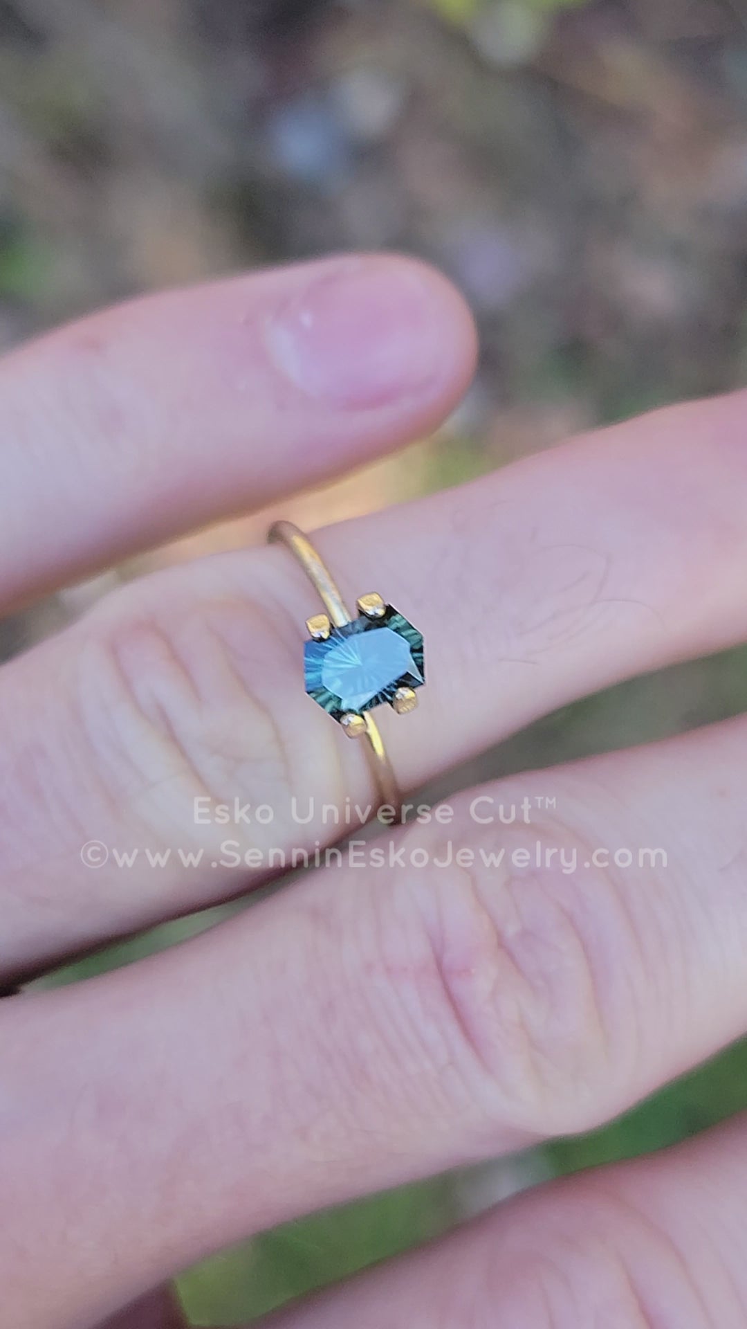 1.1 Carat Green Sapphire Hexagon - 7.2x4.9mm - Esko Universe Cut ™