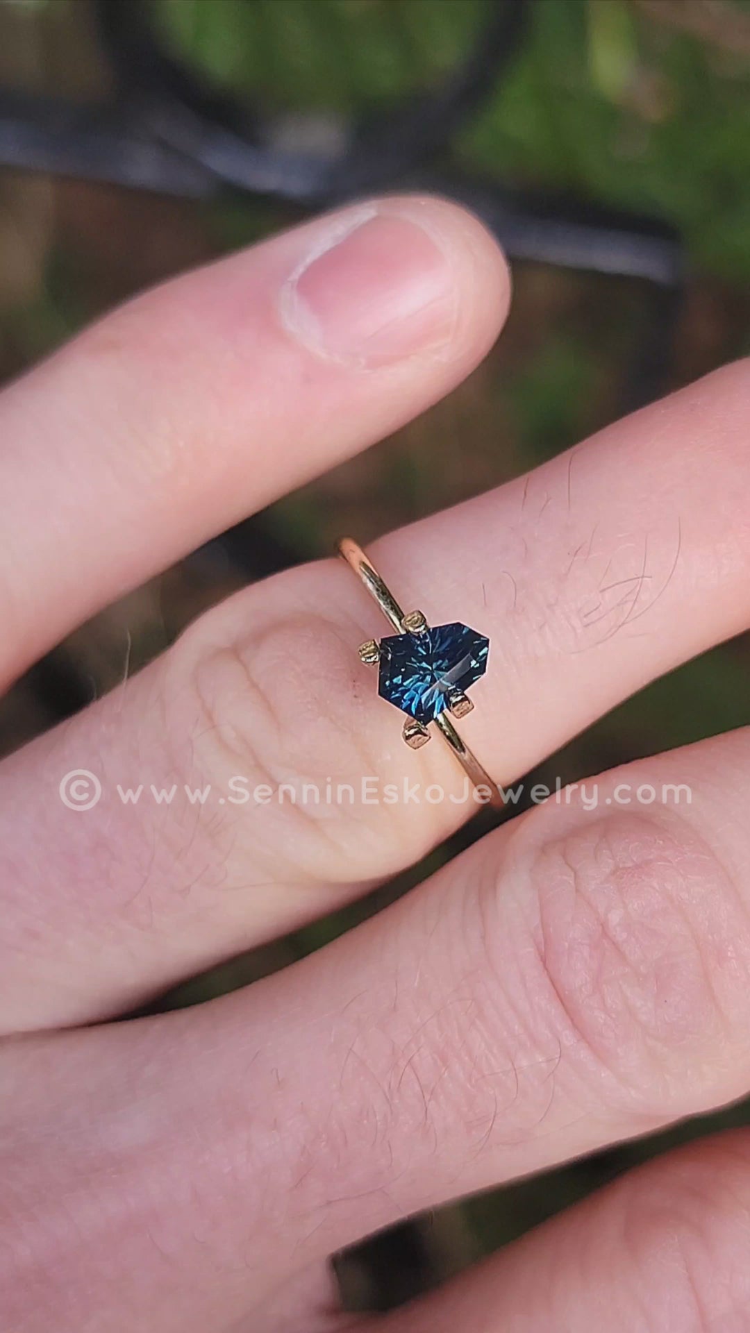 1 Carat Deep Blue/Green Sapphire Kite - 7.2 x 5.6mm - Esko Universe Cut ™