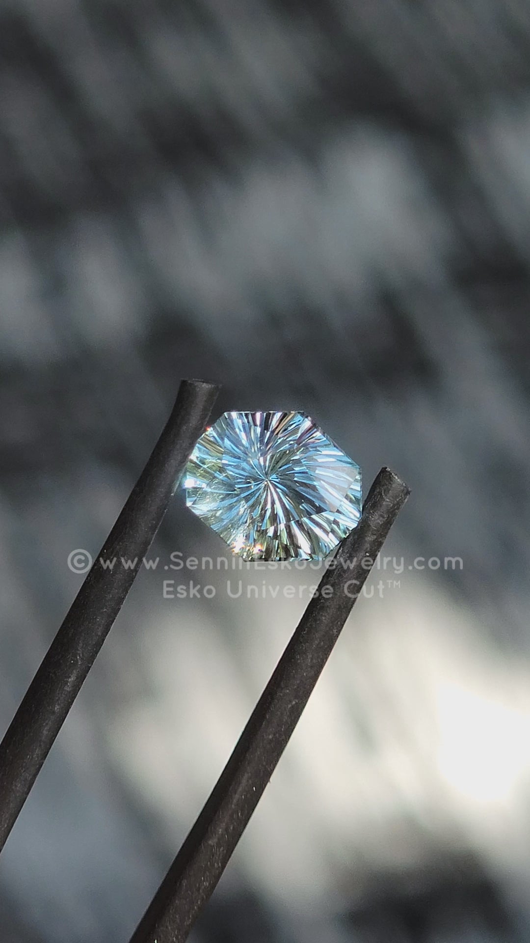 1.75 carat Aquamarine Octagon - 9.1x7.7mm - Esko Universe Cut ™