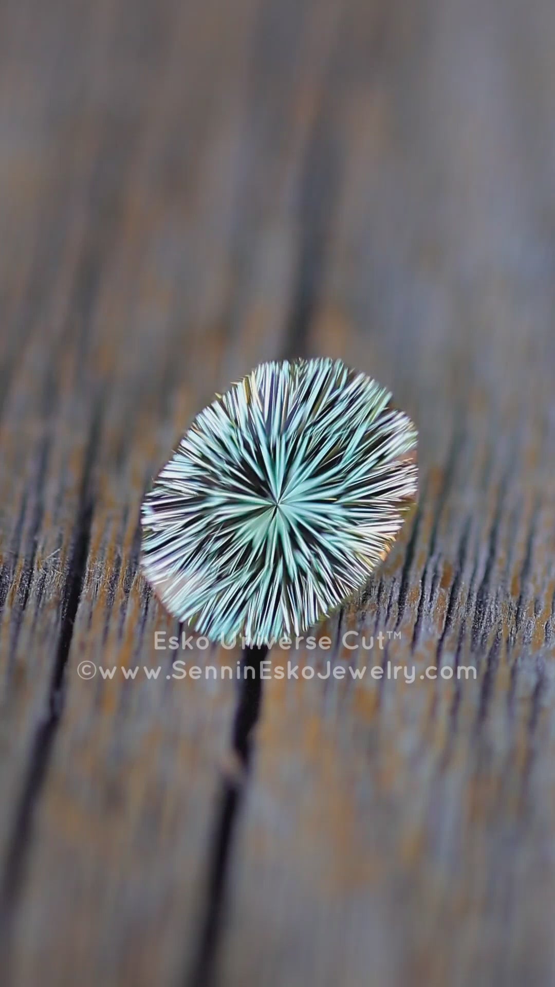 4.9 Carat Green/Yellow Oregon Sunstone Oval Cushion - 12.6x10mm - Esko Universe Cut ™