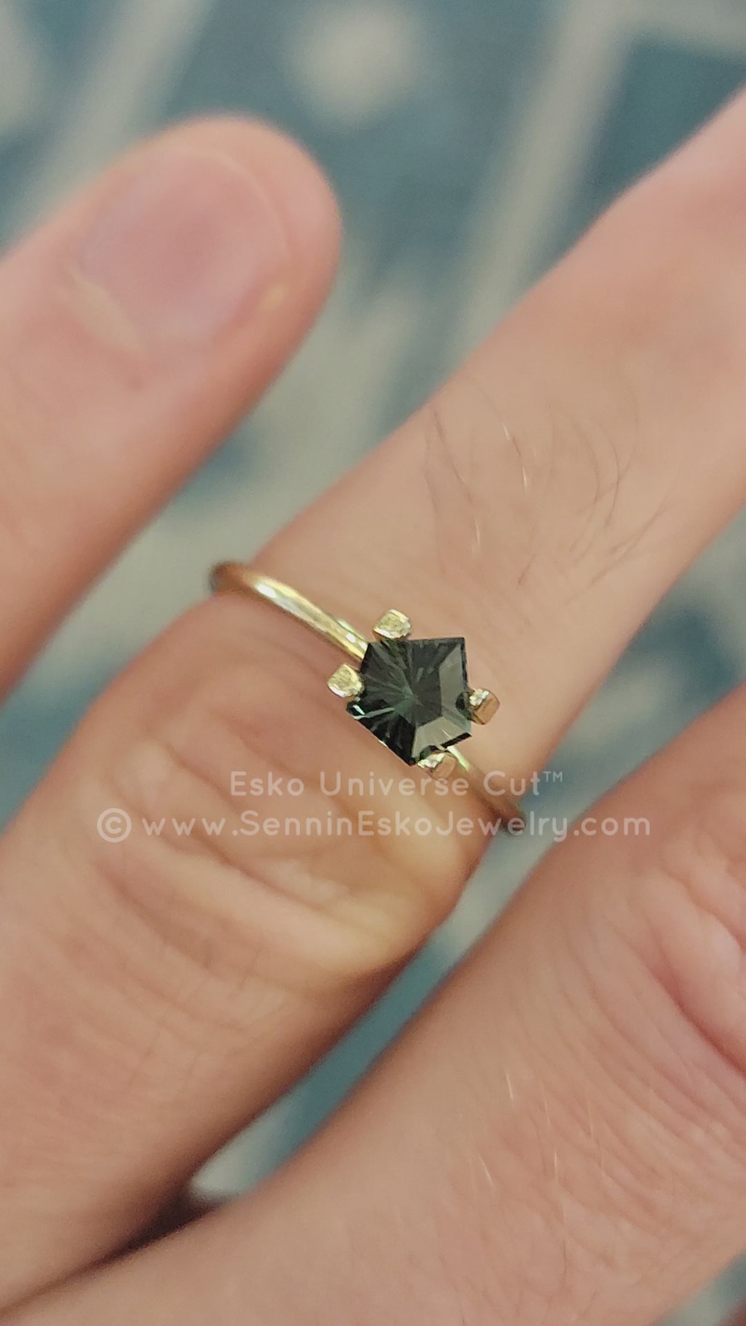0.7 Carat Blue/Green Sapphire Pentagon - Esko Universe Cut ™