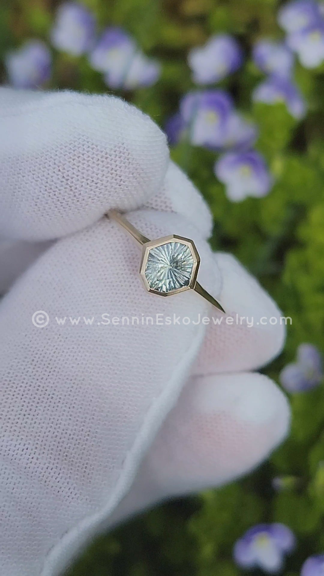 READY TO SHIP 0.92 Carat Mint Sapphire Yellow Gold Bezel Ring - Size 6.5