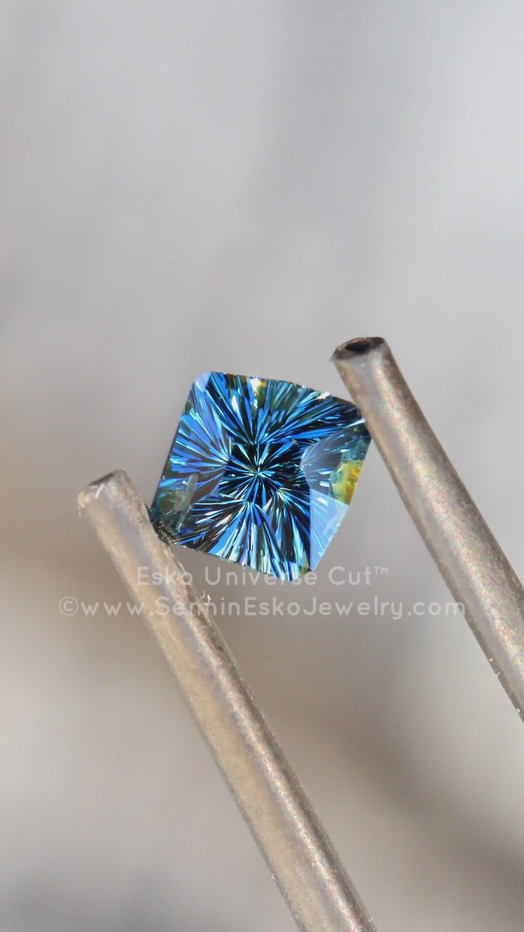 1.2 Carat Parti Sapphire Kite - 7.5x6.8mm - Esko Universe Cut ™