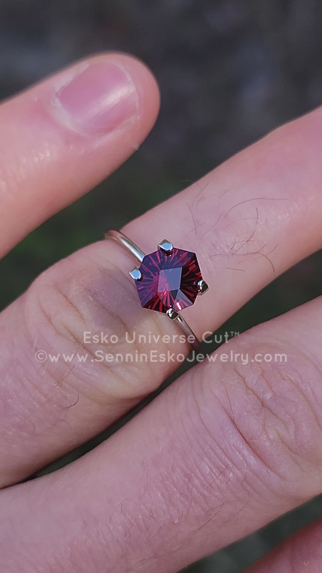 2 Carat Malaya Garnet Octagon - 8.6x7.7mm - Esko Universe Cut ™
