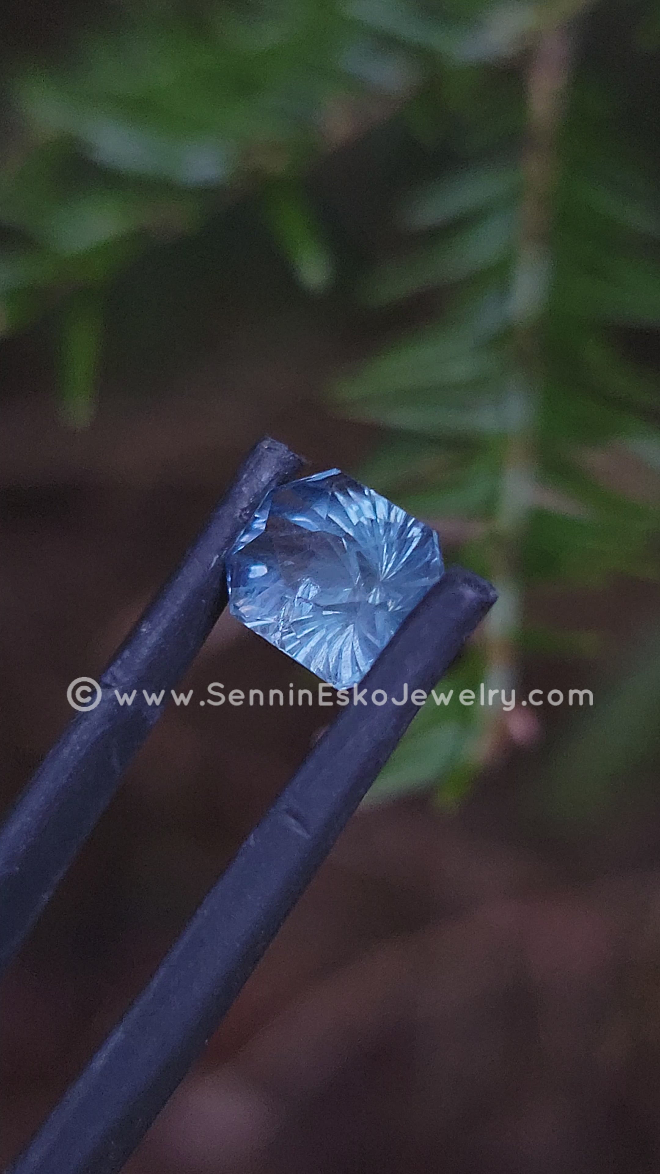 天然石Gemstone 2.4 Carat Teal Montana Sapphire Octagon - Galaxy Cut – Sennin Esko