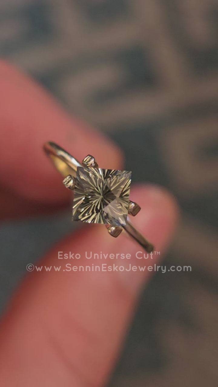 2 Carat Aqua Sapphire Princess Cut - 5.9x8.3mm - Esko Universe Cut ™ Indoor Video