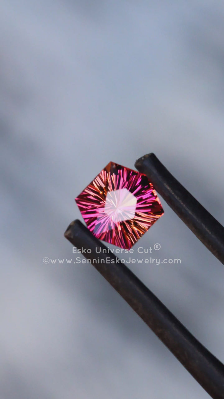 1 carat Light Sunset Tourmaline Hexagon - 6.9x6.1mm - Esko Universe Cut ®